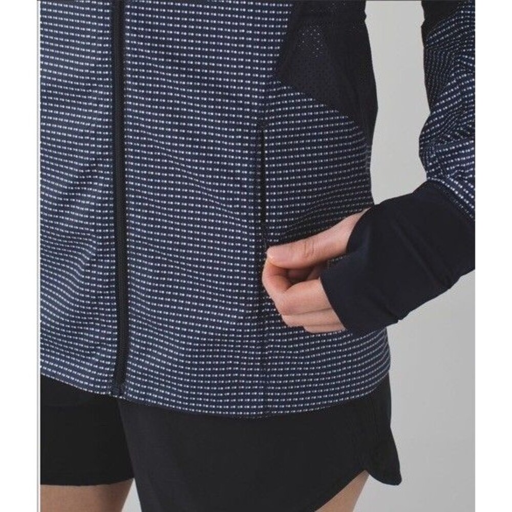 Lululemon Vent It Out Jacket Double Dot Navy Blue Lullaby / Navy Blue Size 6 - Picture 6 of 14
